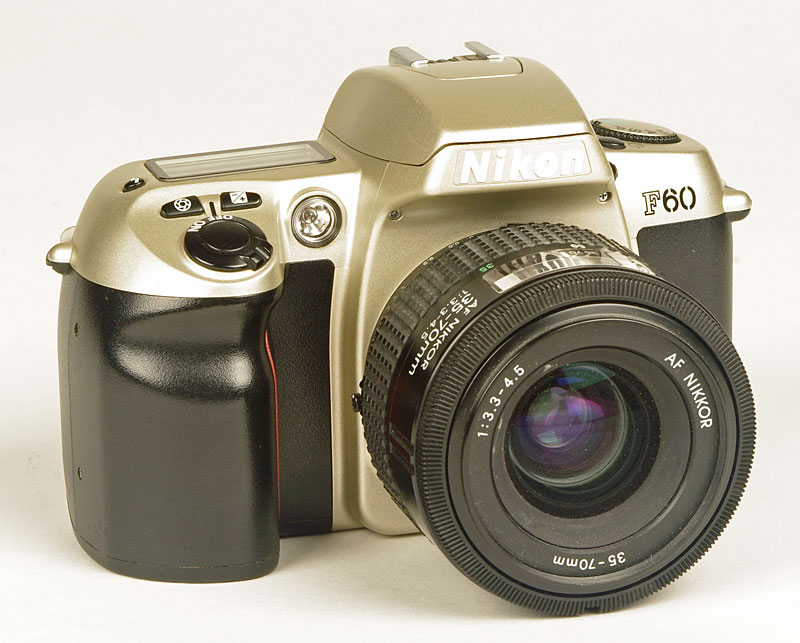 Nikon F60, la nuova reflex digitale 35mm
